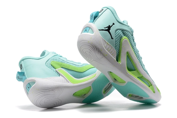 7D2B32CE-C27B-48B8-9FF3-3041811AC7D5