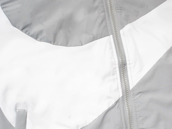 E7122394-FD50-49FA-B3F0-43FB4ECCFA1B